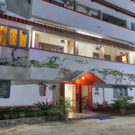 Harmony House - A Boutique Hotel Guwahati Esterno foto